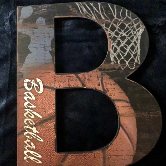 Basketball room decoration - Picture 1 of 2